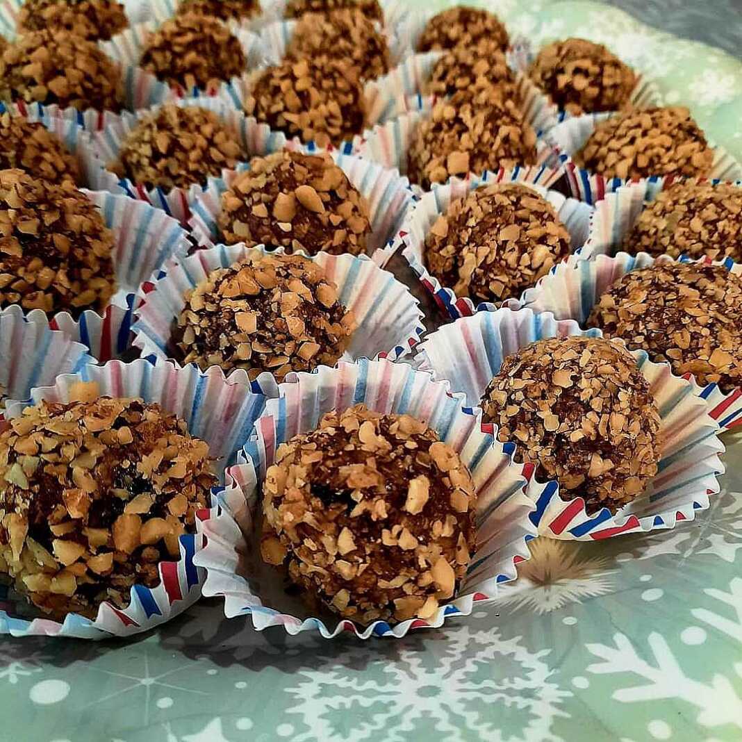 Φονταν με μελομακάρονα