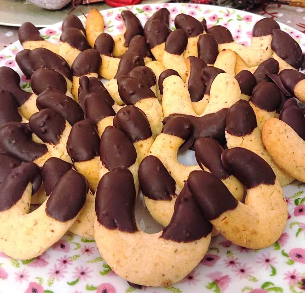 mpiskotaVouturou Μπισκότα βουτύρου με σοκολάτα