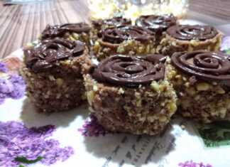 Παστάκια κρεμας με σοκολάτα