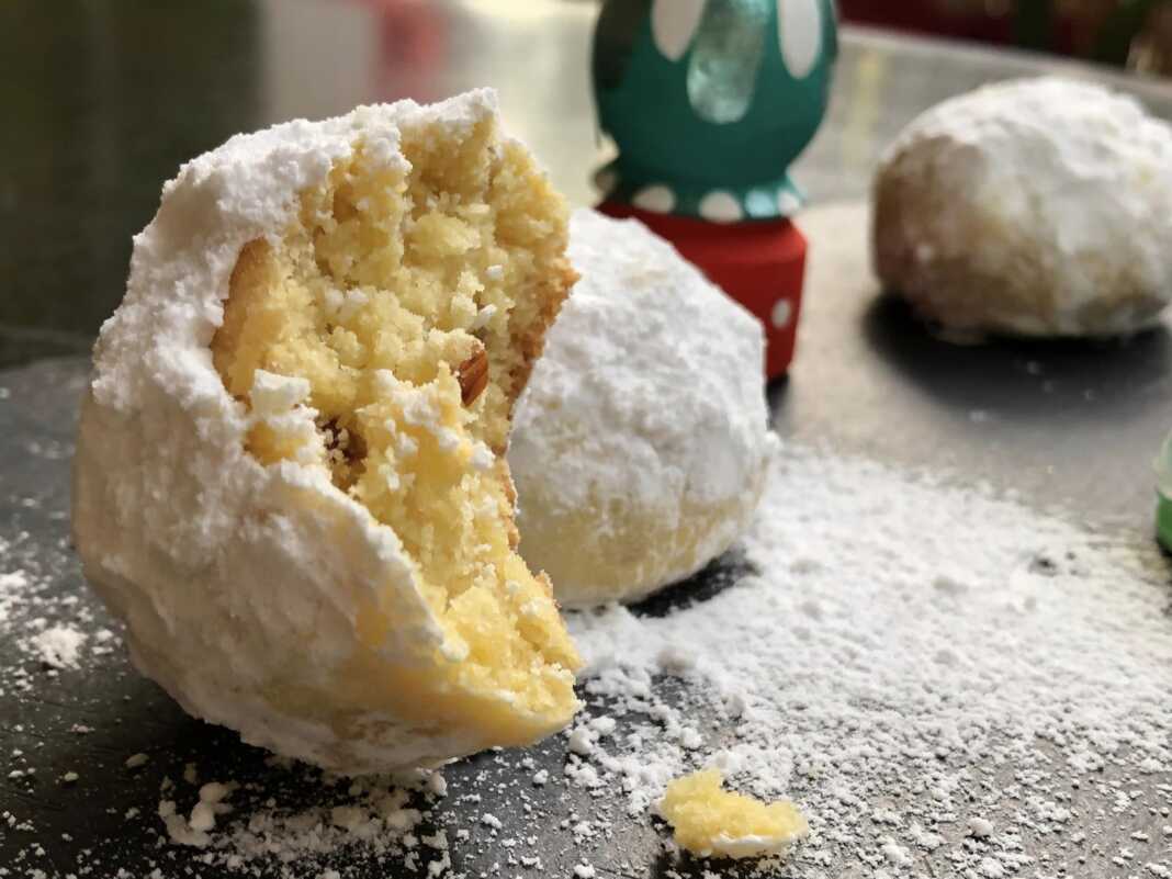 κουραμπισδες Θεσσαλονίκης Kουραμπιέδες Θεσσαλονίκης