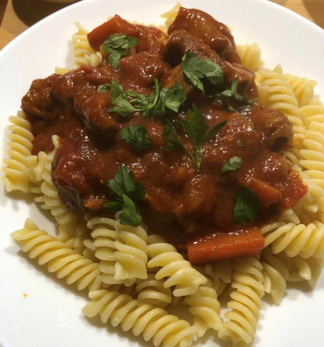 KokkinistoMosxari Μοσχάρι Κοκκινιστό