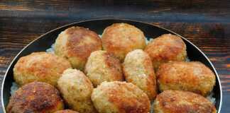 Χοιρινά Μπιφτεκια με ρύζι Χοιρινά Μπιφτεκια με ρύζι