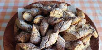 Μπισκοτάκια σοκολάτας, καρύδας και καβουρδισμένα αμύγδαλα