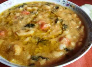 Φασολάδα με φασόλια Καστοριάς και μπούκοβο…η νοστιμιά της αξεπέραστη Φασολάδα με φασόλια Καστοριάς