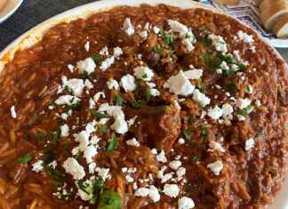 Αρνί Γιουβέτσι στην κατσαρόλα