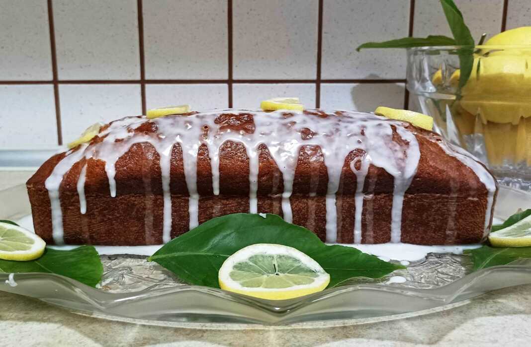 keikLemoni Κέικ λεμονιού