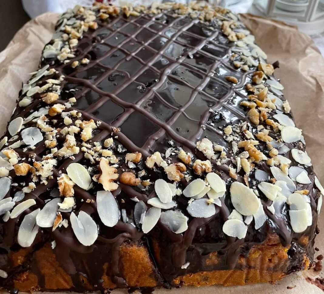 Κέικ Μελιού με σοκολάτα