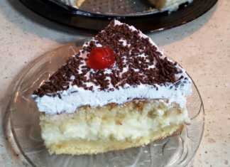 Τούρτα με κρέμα βανίλιας