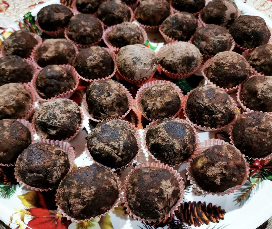 troufakiaTsoureki Τρουφάκια με τσουρέκι και νουτέλα