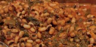 Μαυρομάτικα φασόλια με χόρτα