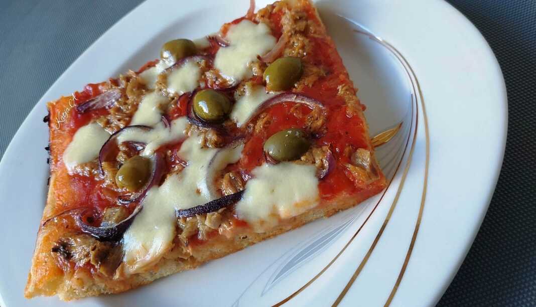 Πίτσα στο ταψί !