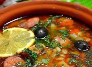 Σούπα με χοιρινό και λουκάνικα