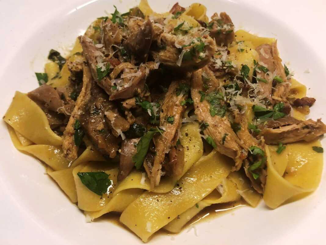 Ραγκού φασιανού με παπαρδέλες