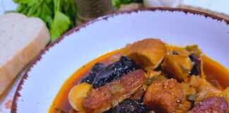 Χοιρινό με δαμάσκηνα