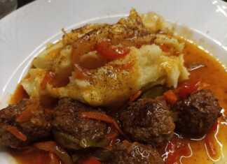 Κεφτεδάκια με γλυκόξινη σάλτσα και πουρέ 