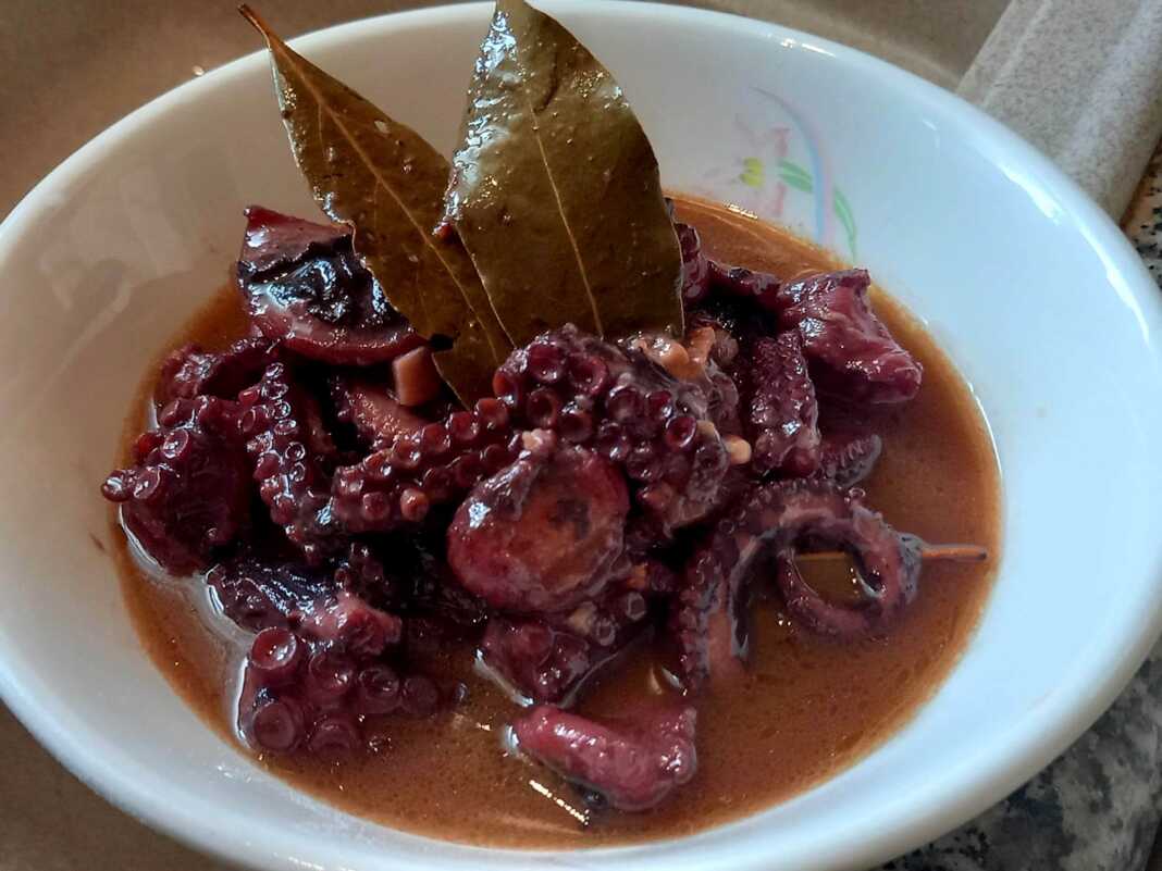 Χταπόδι κρασάτο