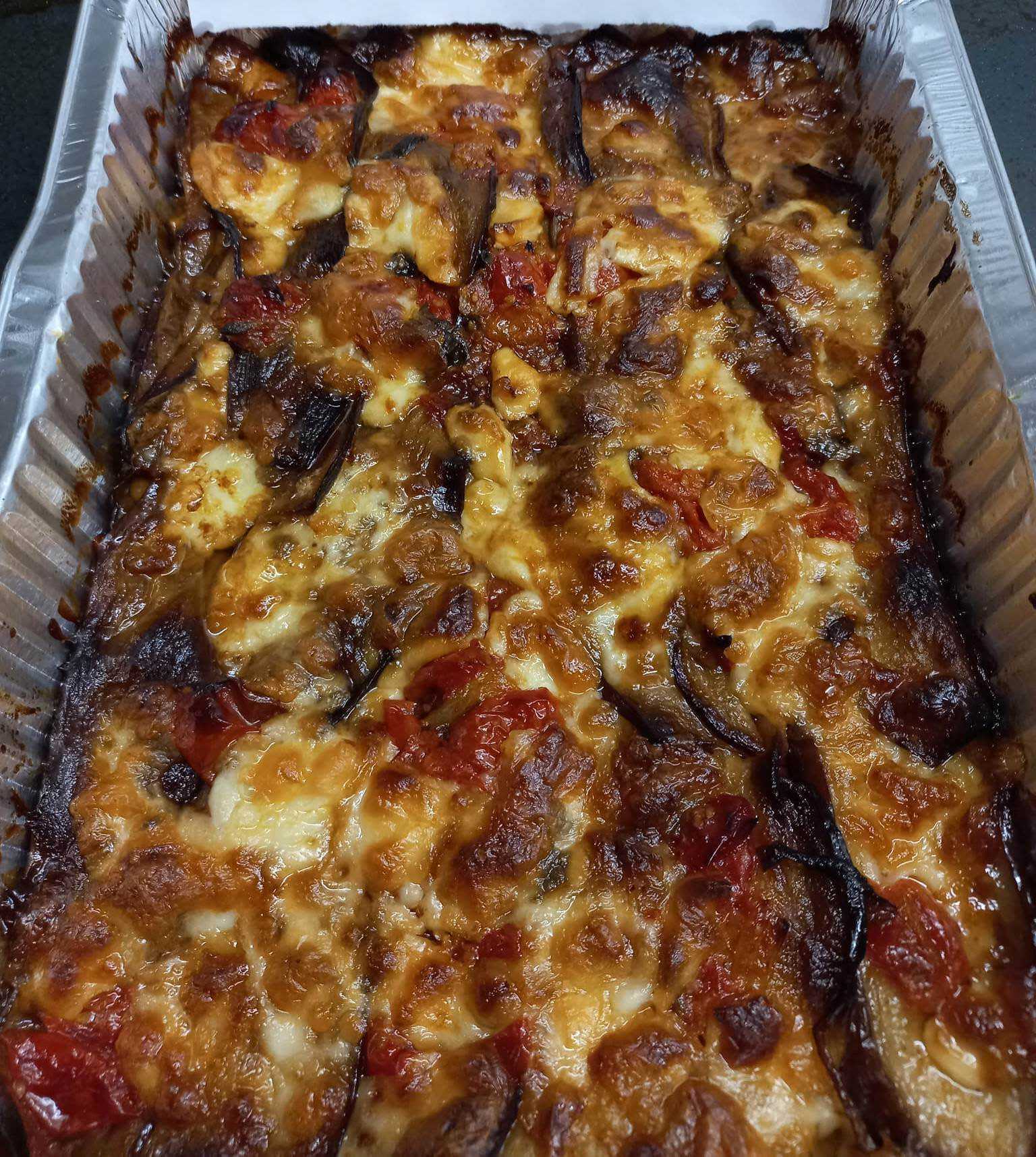 Μωβ μελιτζάνα με τυριά