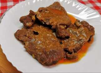 Μοσχαρίσιο σνιτσελ κοκκινιστο (εσκαλοπ)