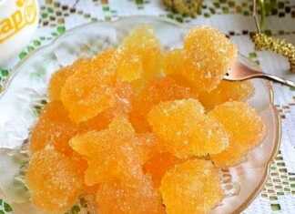 Σπιτικά Ζελεδάκια Εσπεριδοειδών με άγαρ-άγαρ, σε σχήμα φρούτων, κυλισμένα σε ζάχαρη.