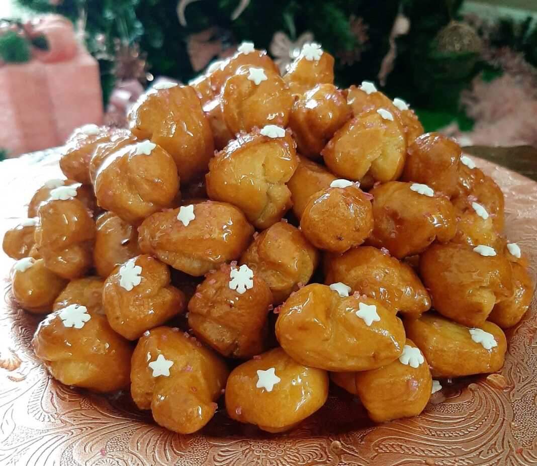 Τουρτίγια (Λουκουμαδάκια Καλαβρέζικα).