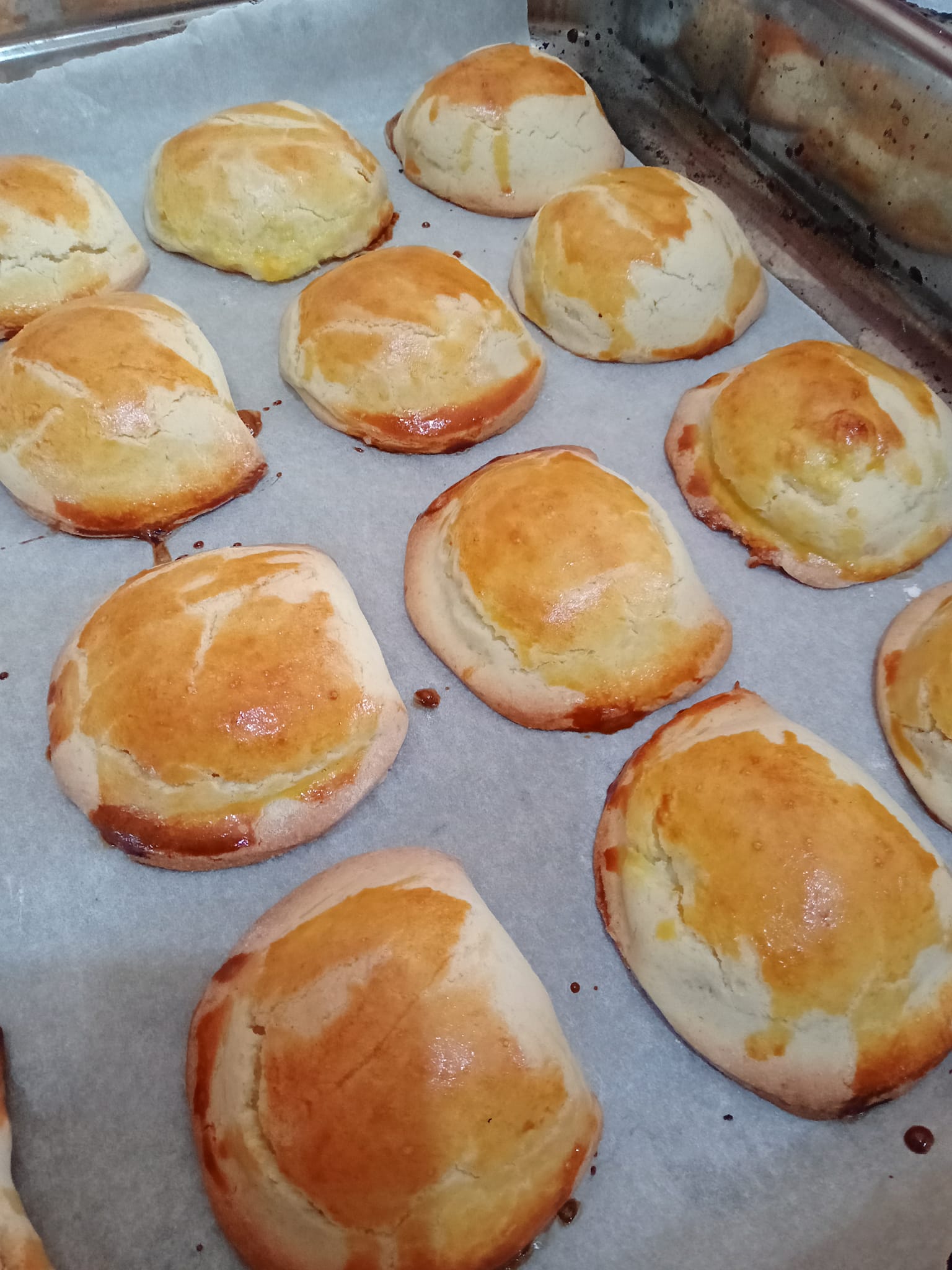 Τυροπιτάκια κουρού με σιμιδγάλι