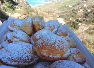 Τυροπιτάκια κουρού με σιμιδγάλι