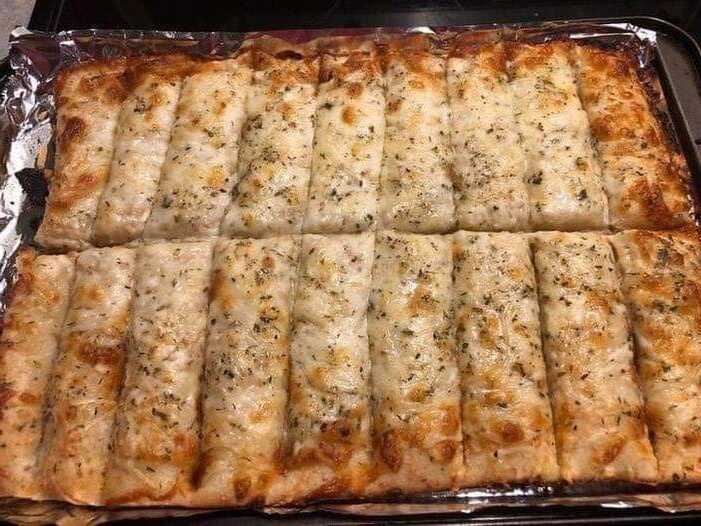 SticksSkordou Σπιτικά κριτσίνια με σκόρδο