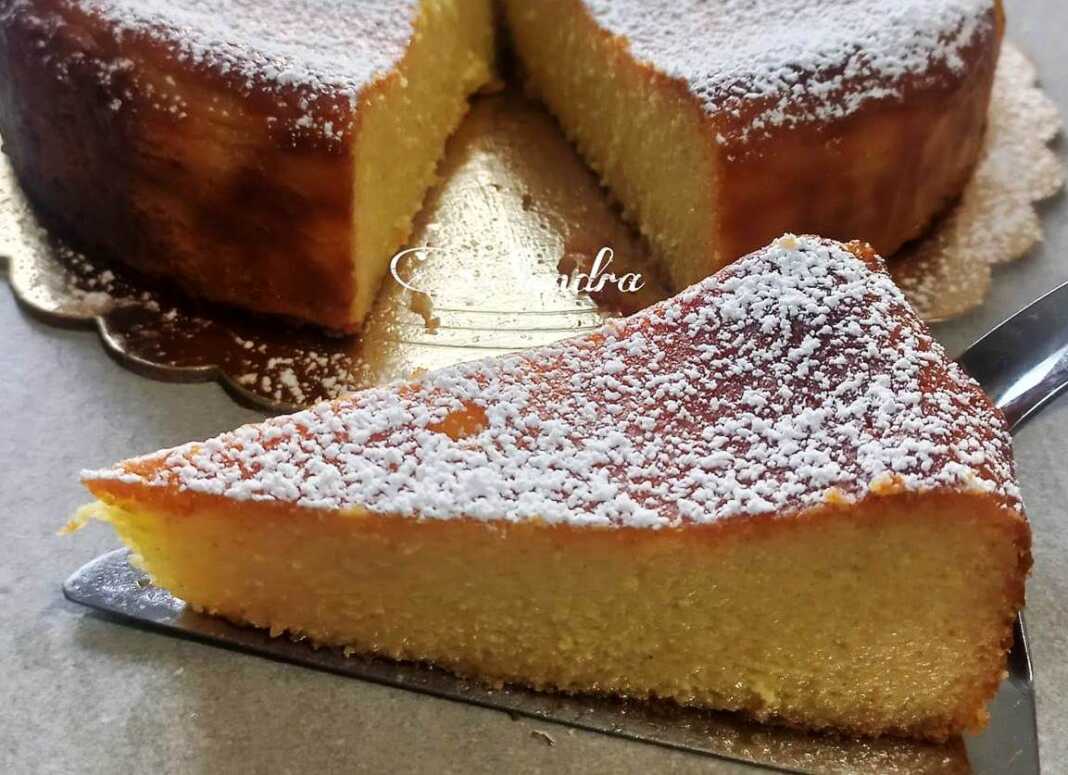 Υγρό Κέικ Σιμιγδαλιού