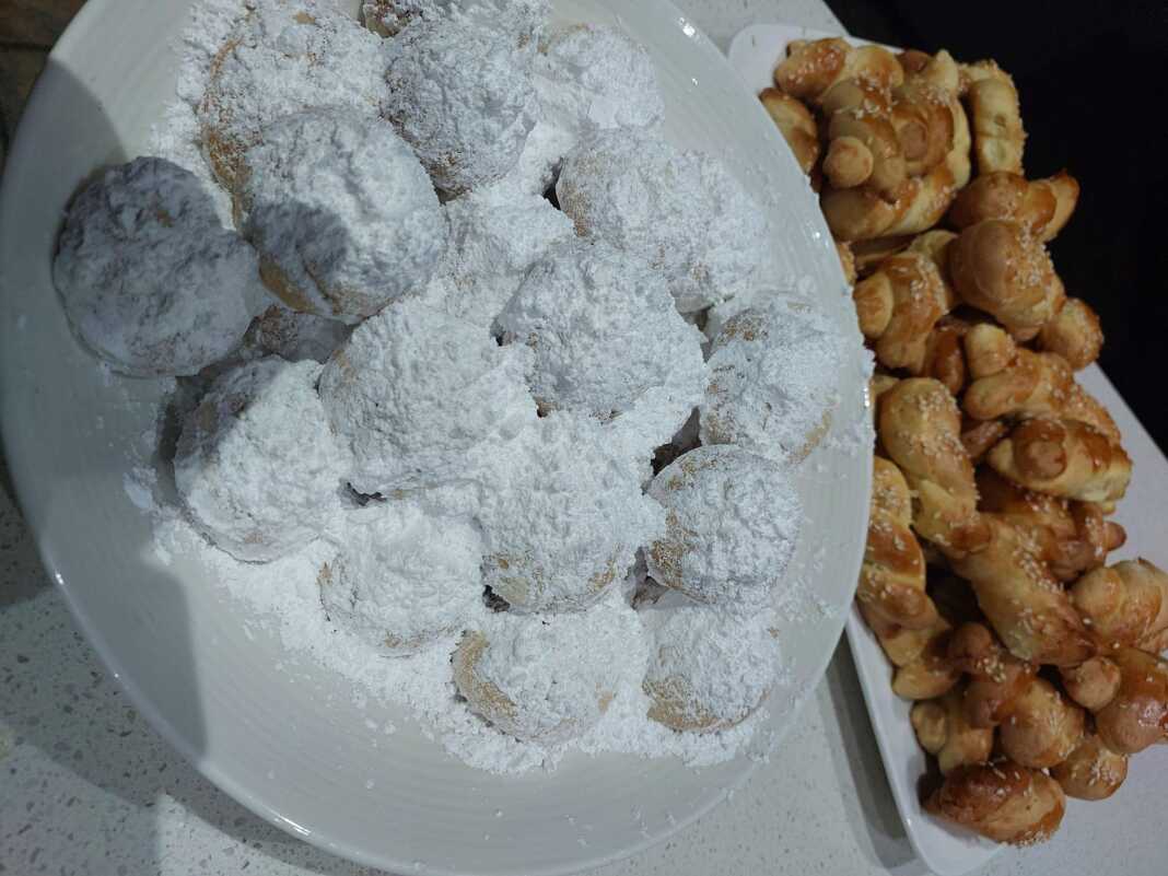 koutaKoulou Κουραμπιέδες και κουλουράκια