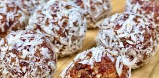 Γλυκάκι με αμύγδαλα και κράνμπερι