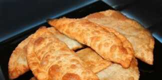 Μπουρεκια με μανιτάρια και τυρί