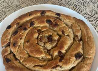 Σταφιδόψωμο στριφτάρι