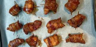 Μπουκιές κοτόπουλου τυλιγμένες σε μπέικον 