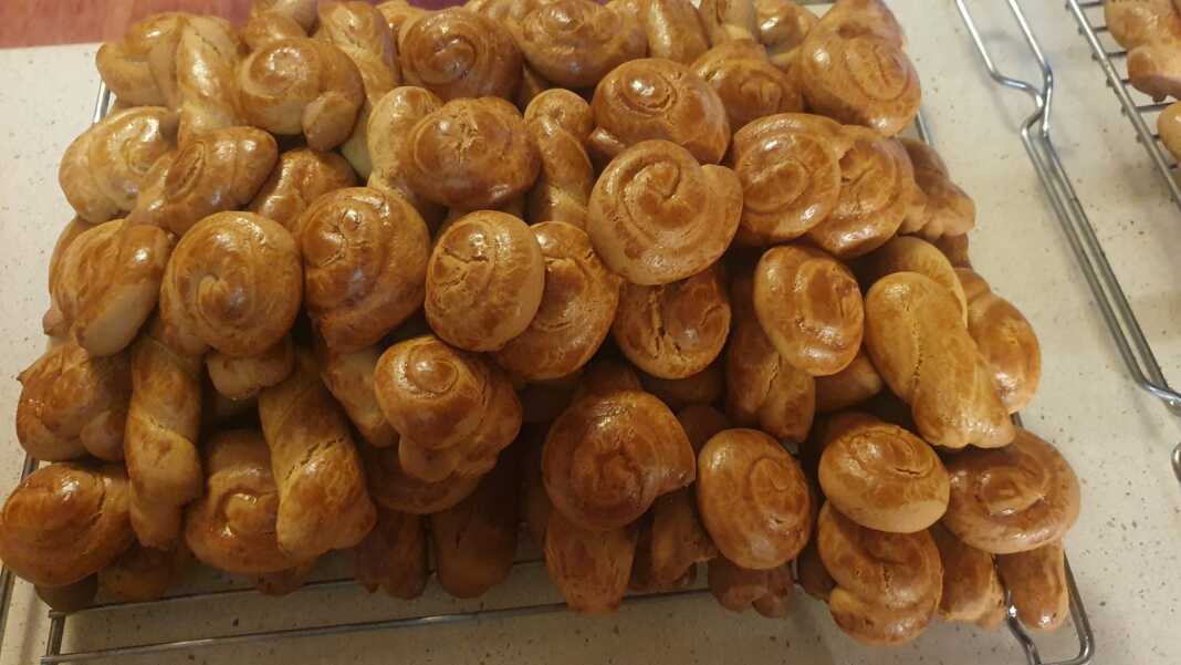 koulourakia Κουλουράκια