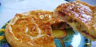 Μανιταρόπιτα με καπνιστό τυρί και ζαμπόν