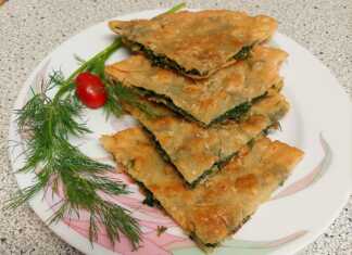 Παραδοσιακές Μαραθόπιτες Κρήτης, τηγανισμένες και ζεστές.