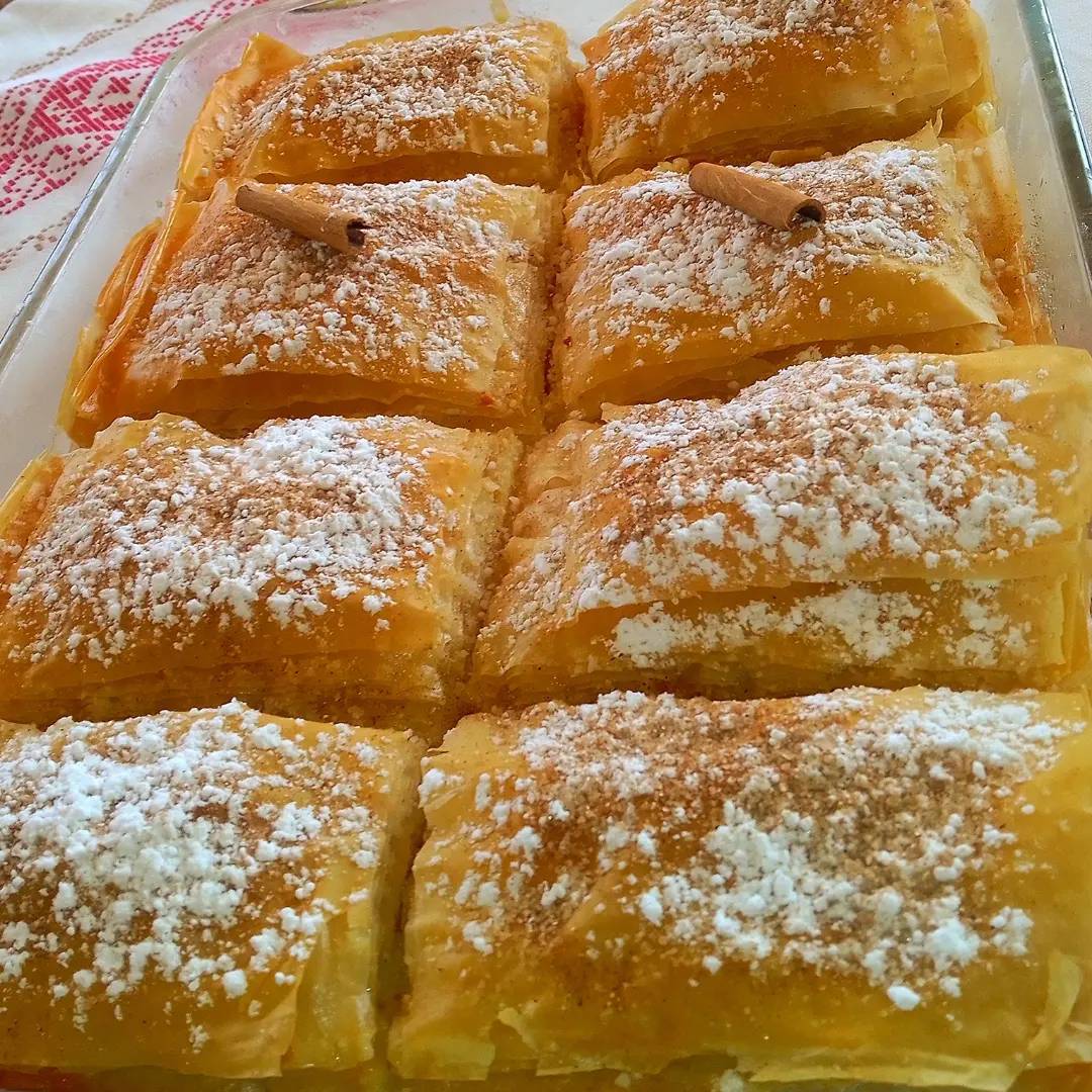 Μπουγάτσα με κρέμα χωρίς αυγά