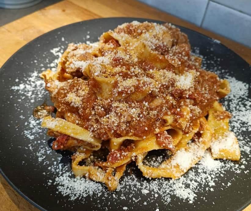 paprdelesRagouKouneli Παπαρδέλες ραγού με κουνέλι