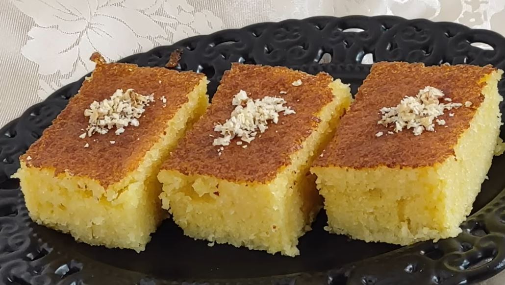 rebani1 Σιμιγδαλένιο κέικ (Ραβανί)