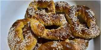 Σπιτικά κουλούρια με σουσάμι