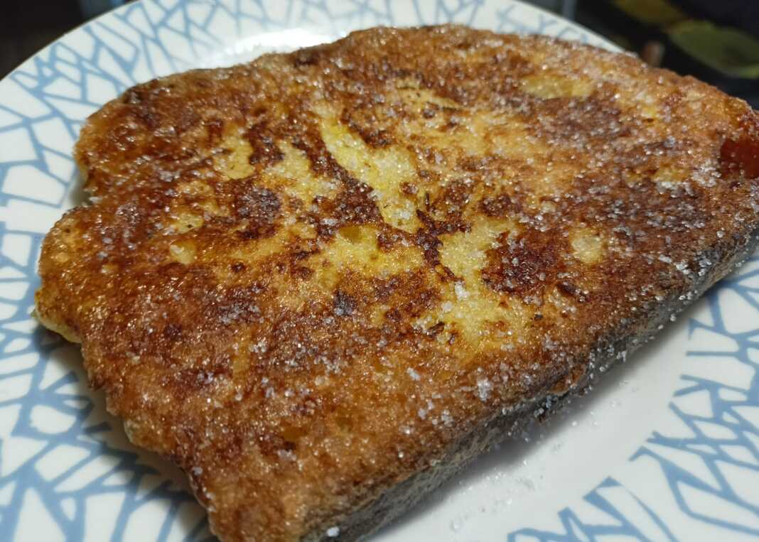 Τηγανόψωμο με ζάχαρη
