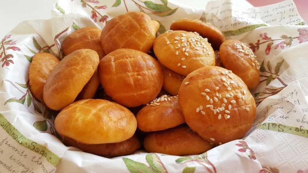 tiropitakiaGiaourti Αλμυρά Κουλουράκια