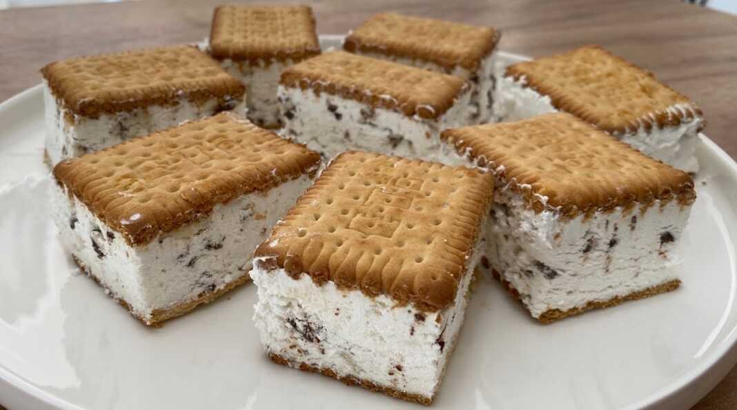 Σαντουιτς Παγωτού