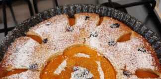 Σιροπιαστό κέικ ροδάκινου