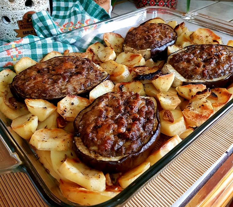 MelitzanesGemistewStofourno