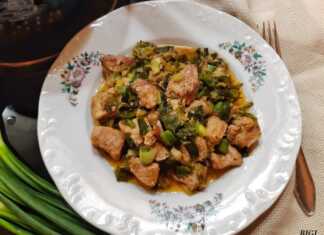 Τηγανιά με πράσινο κρεμμυδάκι και σκόρδο