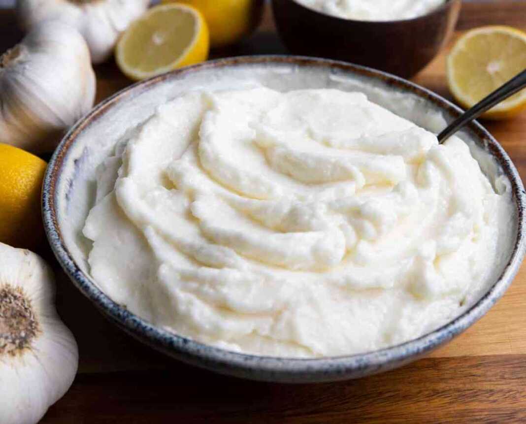 σάλτσα σκόρδου