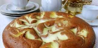 Κέικ με κρέμα γιαουρτιού και κακάο.