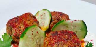 Κεφτέδες σε σάλτσα Γιαουρτιού Κεφτέδες σε σάλτσα Γιαουρτιού