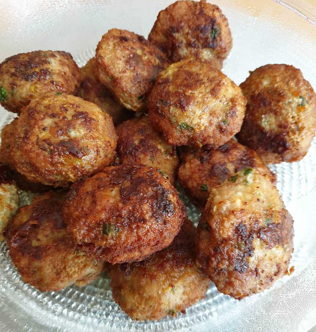 keftedesFournou Κεφτεδάκια Φούρνου